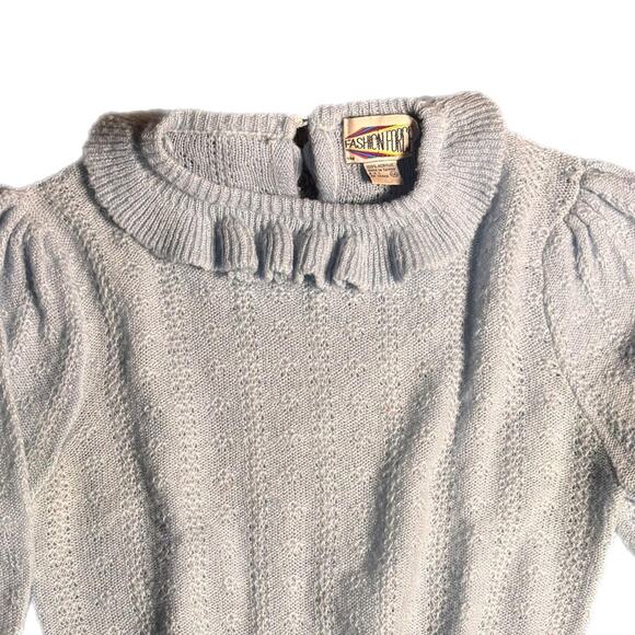 80's Light blue dainty knit sweater with ruffled detail - Picture 2 of 5